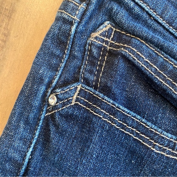 White House Black Market Noir • Ombre Crop Capri Jeans • Size 12 • NWOT - Picture 4 of 7